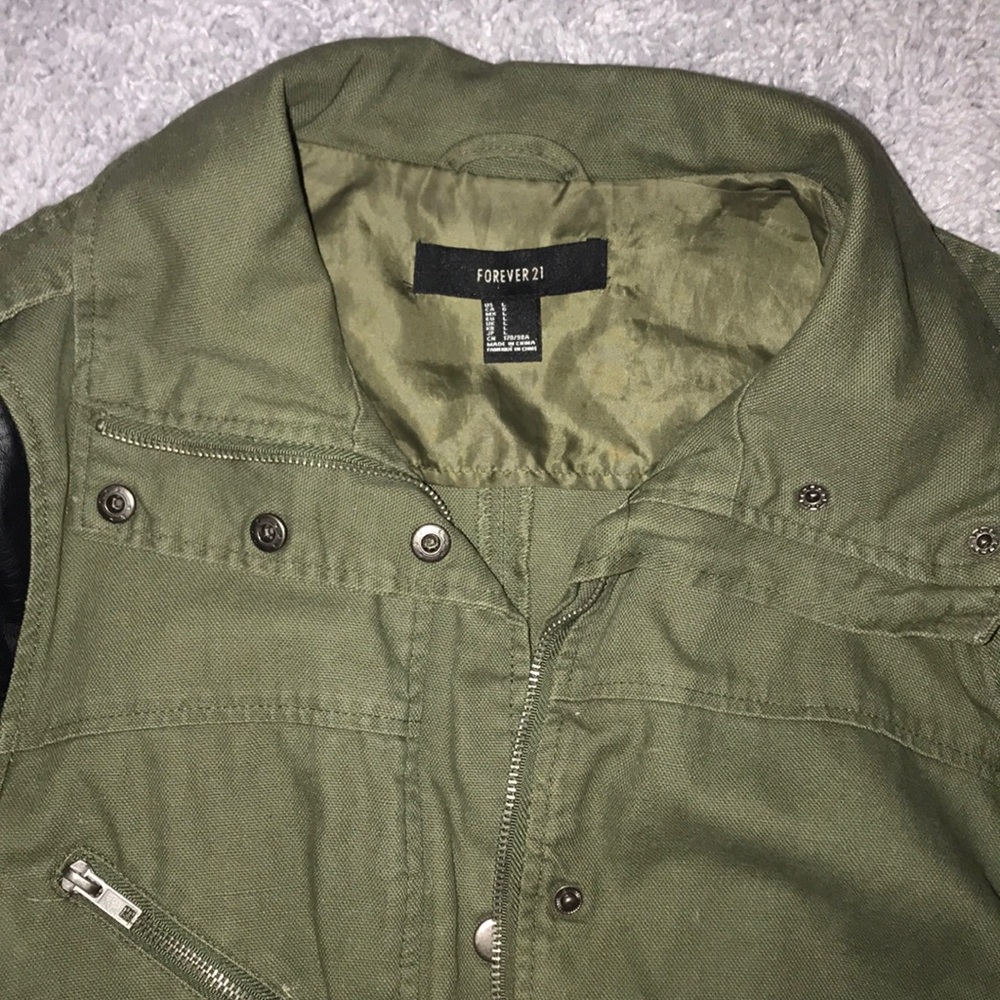 Jacket - Picture 2 of 5